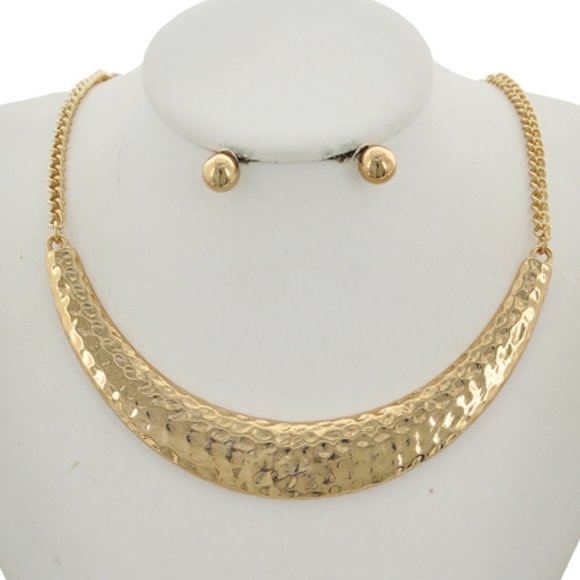 GOLD TONE NECKLACE & EARRING SET - Picture 1 of 3